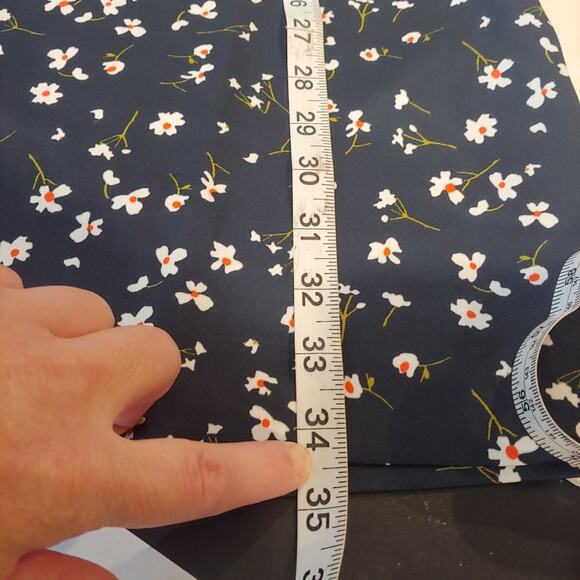 Banana Republic Floral V-Neck Fit And Flare Dress - Picture 9 of 11